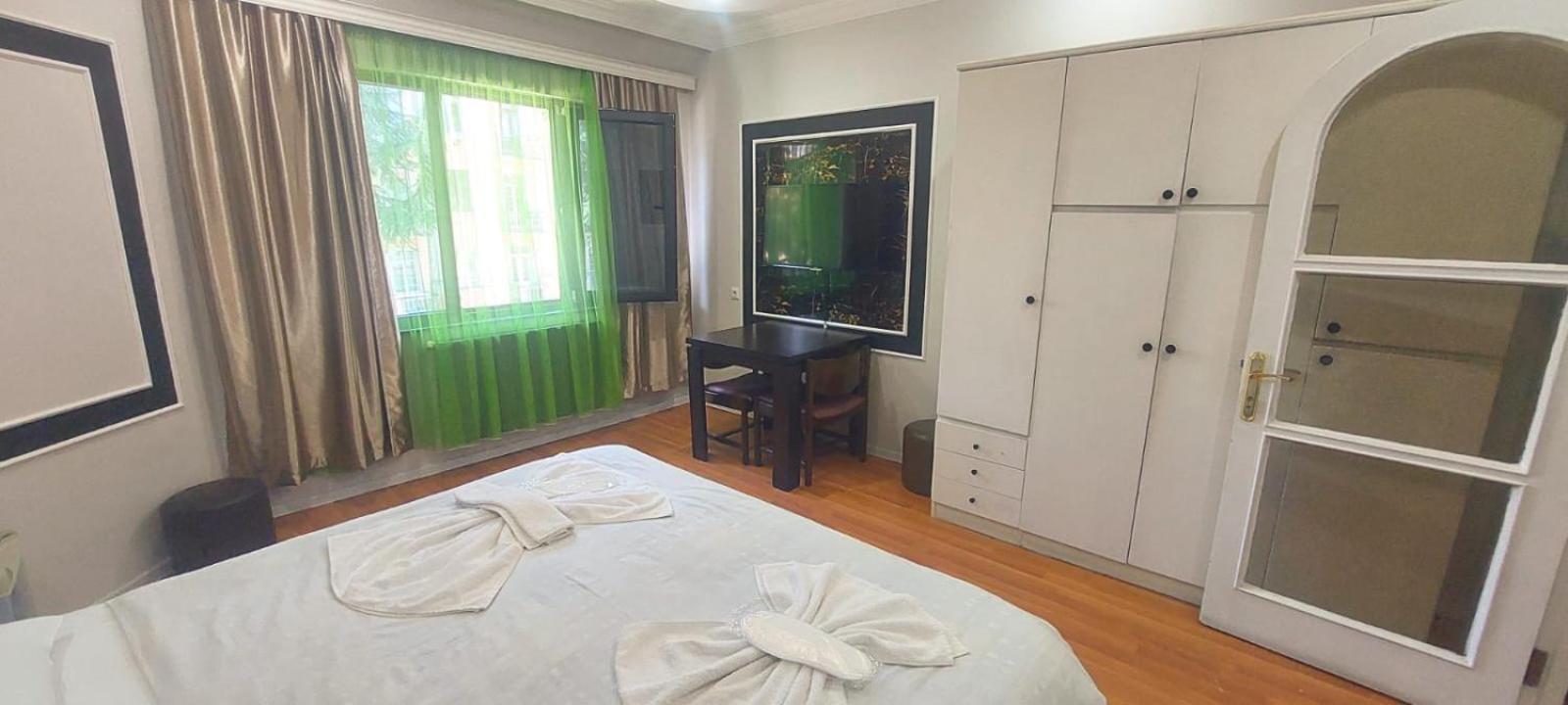Metrepol Hotel Batoumi Extérieur photo