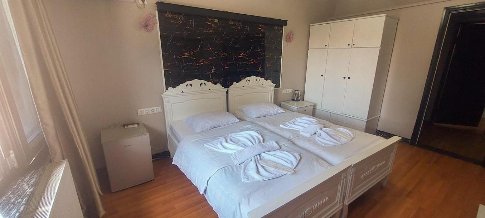 Metrepol Hotel Batoumi Extérieur photo