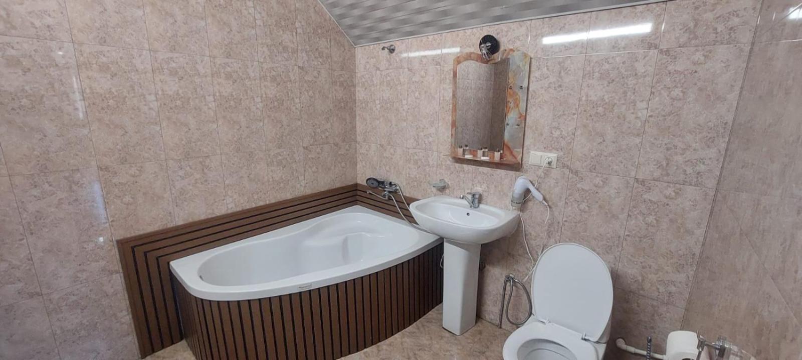 Metrepol Hotel Batoumi Extérieur photo