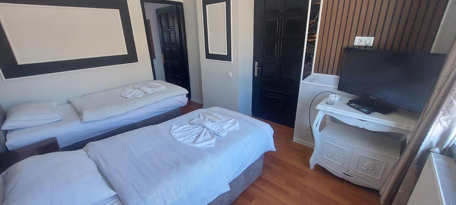 Metrepol Hotel Batoumi Extérieur photo