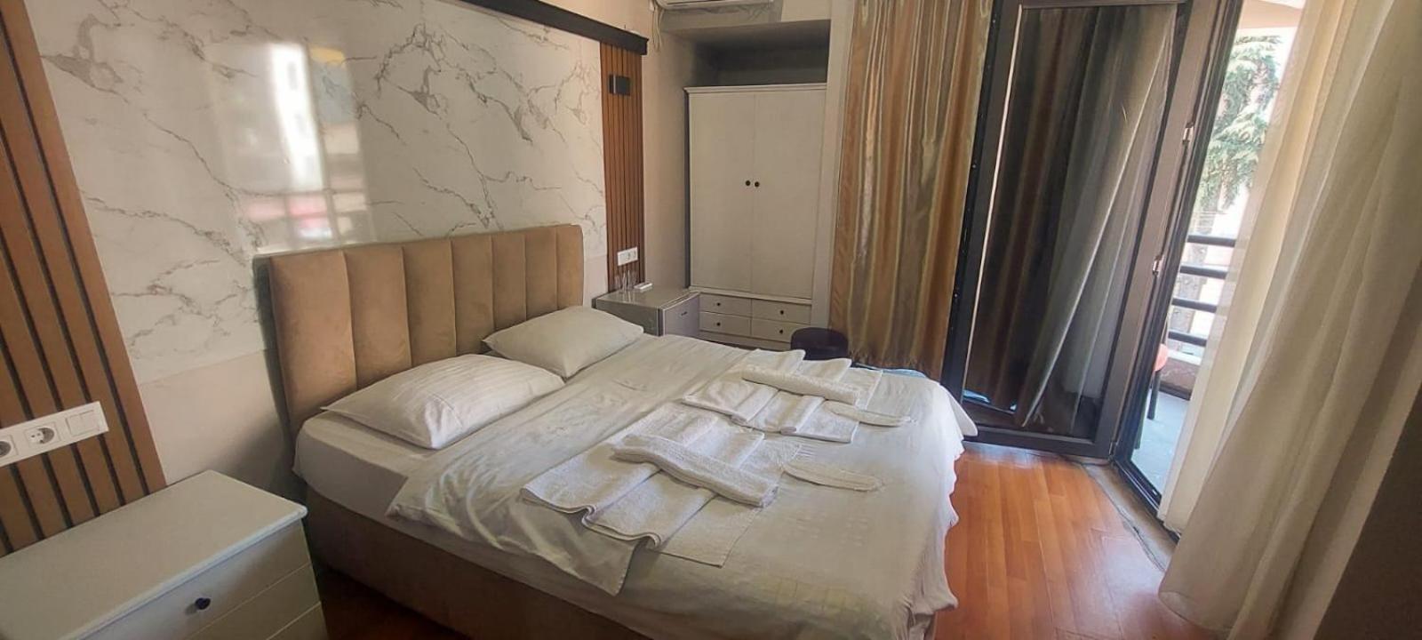 Metrepol Hotel Batoumi Extérieur photo