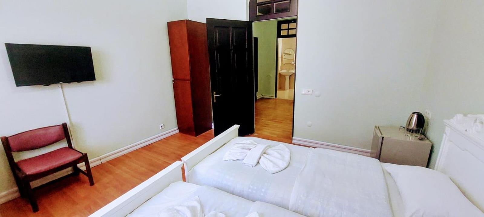 Metrepol Hotel Batoumi Extérieur photo
