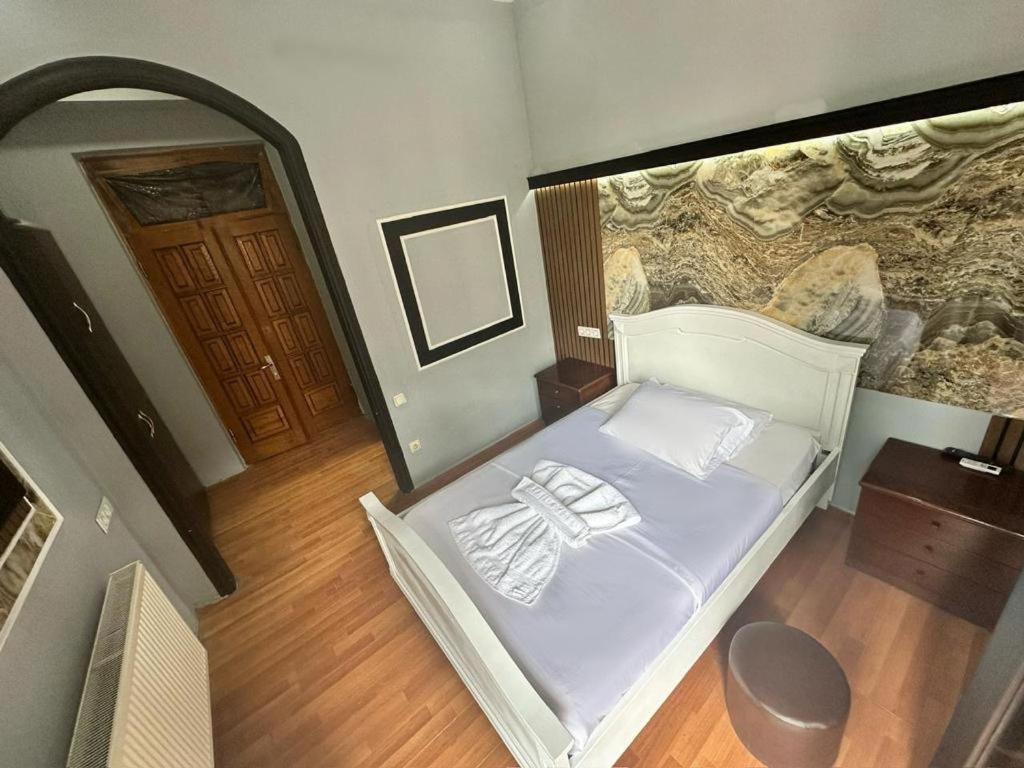 Metrepol Hotel Batoumi Extérieur photo