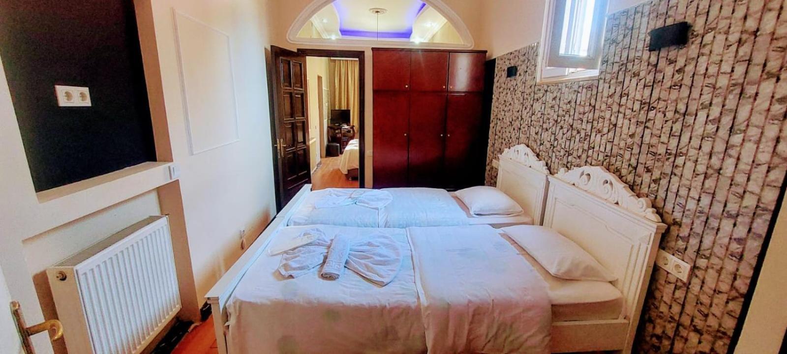 Metrepol Hotel Batoumi Extérieur photo